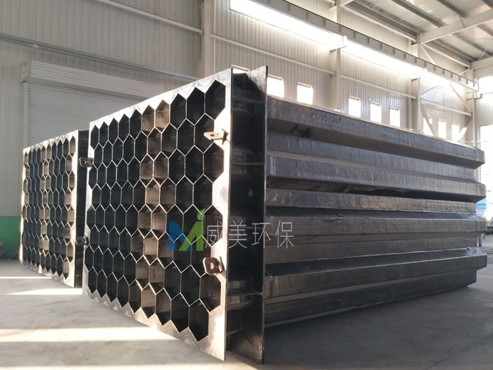 組裝好的導(dǎo)電玻璃鋼陽極管